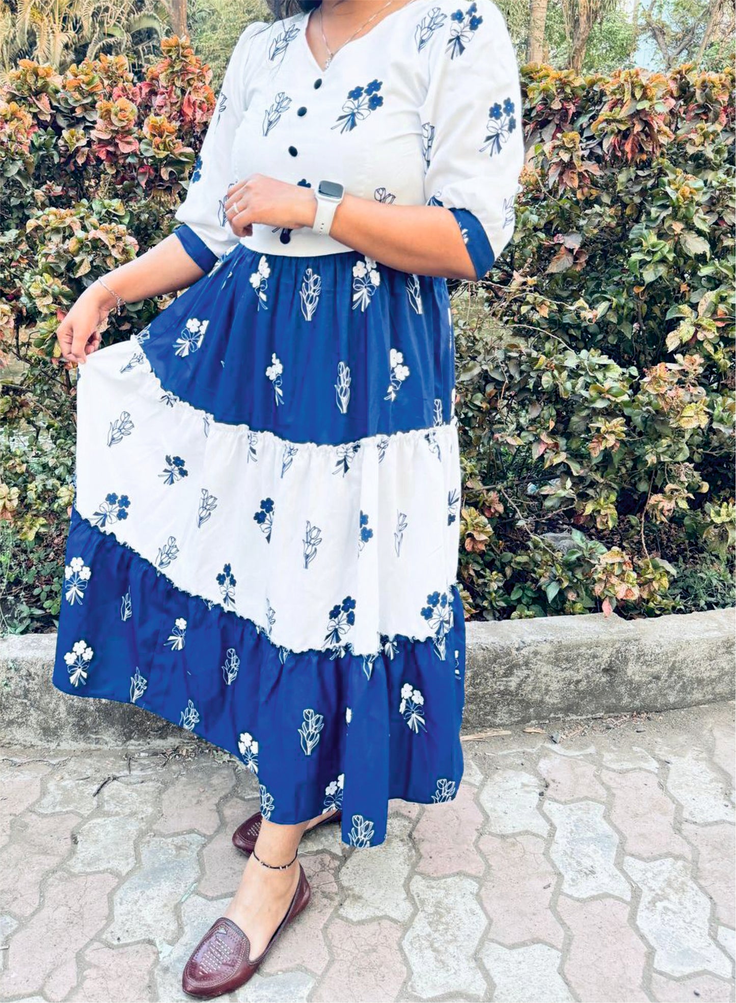 SHRUTI - The Elegent Ananrkali Fully Stiched Dress