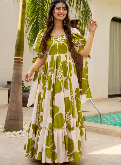 KHANAK - The Elegent Ananrkali Fully Stiched Dress